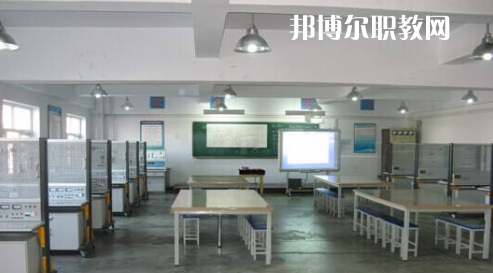 秦皇島市升華中等職業(yè)學校2022年報名條件、招生要求、招生對象