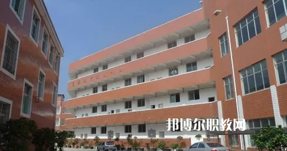 普安縣技工學校2022年報名條件、招生要求、招生對象