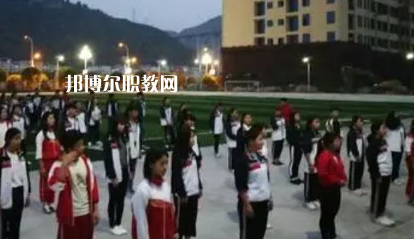 沿河土家族自治縣中等職業(yè)學(xué)校2022年報(bào)名條件、招生要求、招生對(duì)象