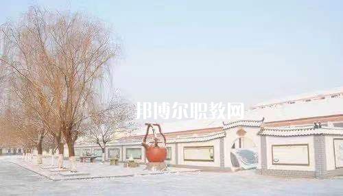 江蘇省金山中等專(zhuān)業(yè)學(xué)校2022年報(bào)名條件、招生要求、招生對(duì)象