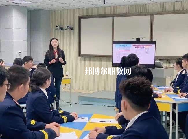 江蘇省大港中等專業(yè)學(xué)校2022年學(xué)費、收費多少