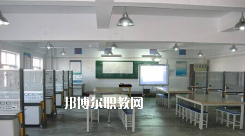 河北工程職業(yè)學(xué)校2022年學(xué)費(fèi)、收費(fèi)多少