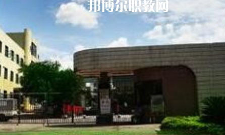 西昌第一職業(yè)技術中學2022年報名條件、招生要求、招生對象