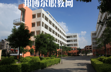 四川省德昌縣職業(yè)高級中學(xué)2022年報名條件、招生要求、招生對象