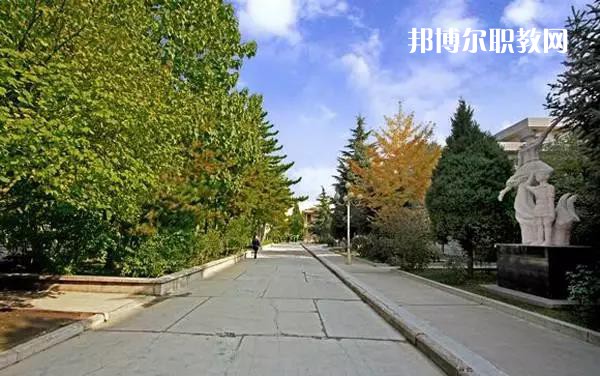 平?jīng)鰩煼秾W(xué)校2022年報名條件、招生要求、招生對象