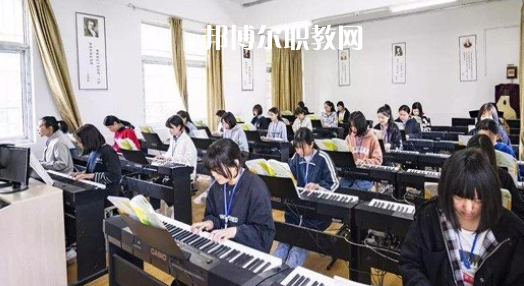渦陽(yáng)縣科技學(xué)校2022年報(bào)名條件、招生要求、招生對(duì)象