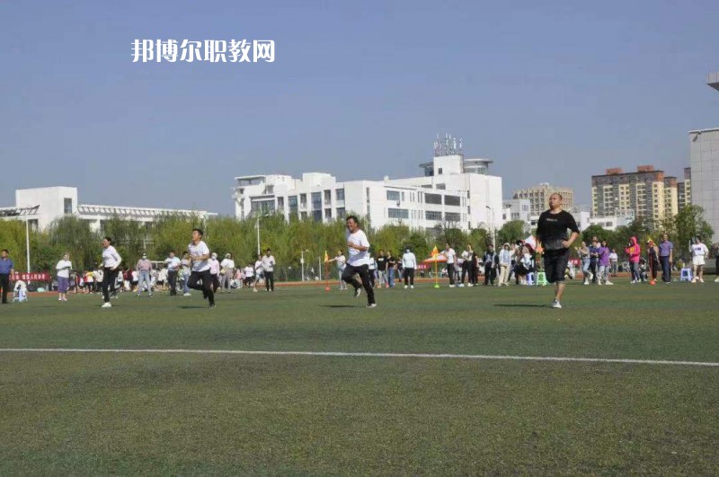 江蘇省淮陰商業(yè)學校2022年報名條件、招生要求、招生對象