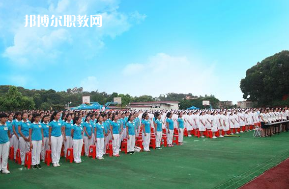 廣東黃埔衛(wèi)生職業(yè)技術(shù)學(xué)校2022年報名條件、招生要求、招生對象