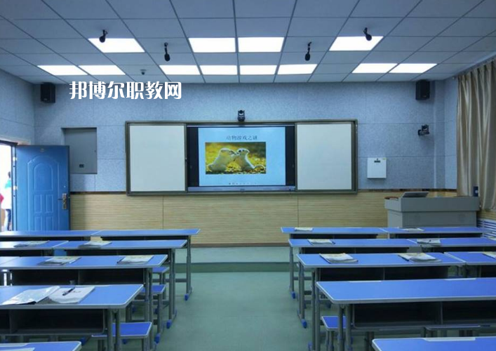 楊陵區(qū)職業(yè)教育中心2022年報名條件、招生要求、招生對象