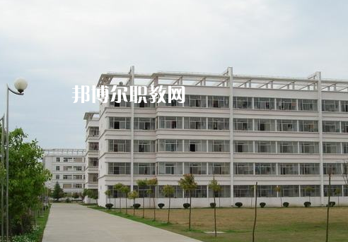 江蘇建湖中等專業(yè)學(xué)校2022年報(bào)名條件、招生要求、招生對(duì)象