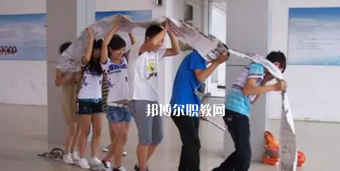 成都金海洋創(chuàng)意產(chǎn)業(yè)職業(yè)技術(shù)學(xué)校2022年學(xué)費(fèi)、收費(fèi)多少