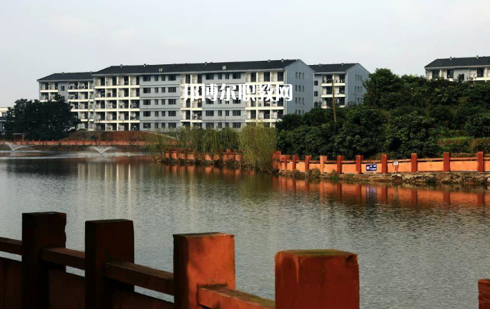 合江少岷職業(yè)技術(shù)學(xué)校怎么樣、好不好