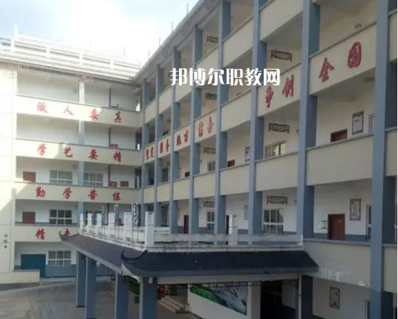 榕江縣中等職業(yè)學(xué)校2022年報(bào)名條件、招生要求、招生對(duì)象