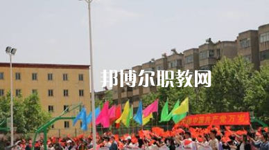 瑞麗國際珠寶翡翠學(xué)校2022年報名條件、招生要求、招生對象