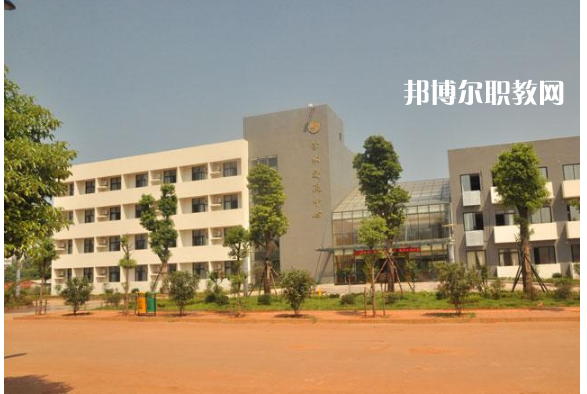 會東縣職業(yè)技術(shù)學(xué)校2022年報名條件、招生要求、招生對象
