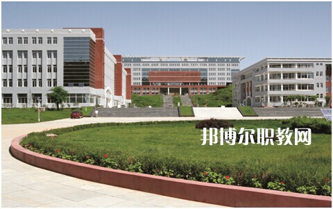 鳳慶縣職業(yè)高級中學2022年有哪些專業(yè)