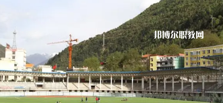 馬爾康民族師范學(xué)校2022年報(bào)名條件、招生要求、招生對(duì)象