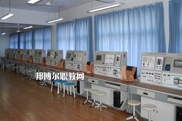懷來縣職業(yè)技術(shù)教育中心2022年學(xué)費(fèi)、收費(fèi)多少
