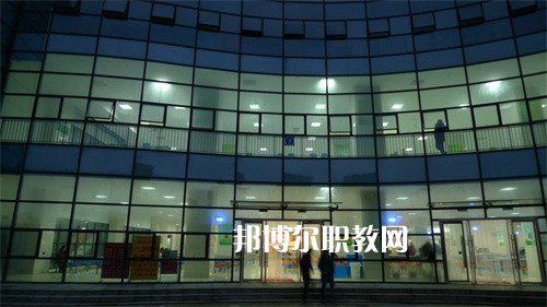 鎮(zhèn)江技師學(xué)院2022年學(xué)費(fèi)、收費(fèi)多少