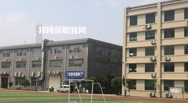 孟連縣職業(yè)高級中學(xué)2022年報名條件、招生要求、招生對象
