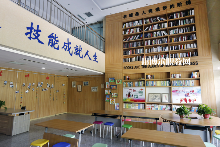 邯鄲經(jīng)濟(jì)管理中專學(xué)校2022年學(xué)費(fèi)、收費(fèi)多少