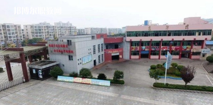 遂寧安居職業(yè)高級中學校2022年報名條件、招生要求、招生對象
