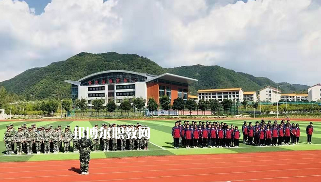 黃龍職業(yè)教育中心2022年報(bào)名條件、招生要求、招生對(duì)象