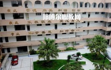 馬關(guān)縣民族職業(yè)高級(jí)中學(xué)2022年有哪些專業(yè)