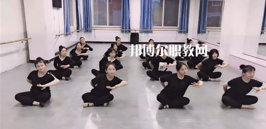 承德科技管理工程學(xué)校2022年學(xué)費(fèi)、收費(fèi)多少
