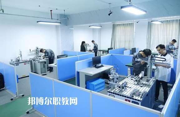 邯鄲第一財(cái)經(jīng)學(xué)校2022年報(bào)名條件、招生要求、招生對象