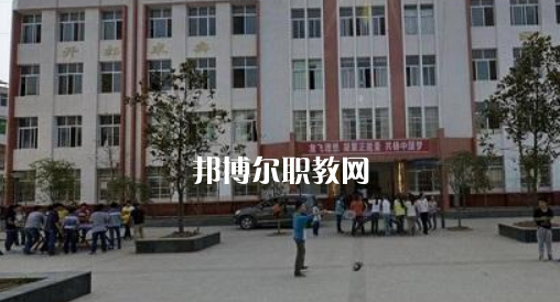 四川省巴中市職業(yè)中學2022年招生辦聯系電話