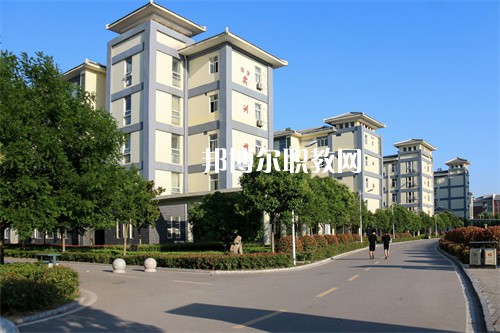 亳州中藥科技學(xué)校2022年報(bào)名條件、招生要求、招生對(duì)象