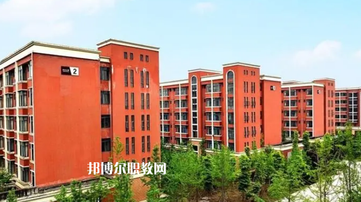 樂山醫(yī)藥科技學(xué)校2022年報名條件、招生要求、招生對象