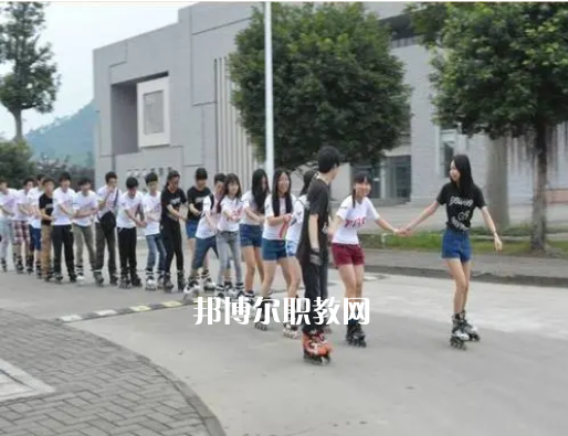 內(nèi)江大千職業(yè)技術(shù)學(xué)校2022年報(bào)名條件、招生要求、招生對(duì)象