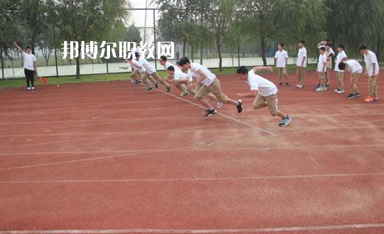 祿豐縣職業(yè)高級中學(xué)2022年報(bào)名條件、招生要求、招生對象
