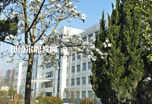 阜陽工業(yè)經濟學校2022年學費、收費多少