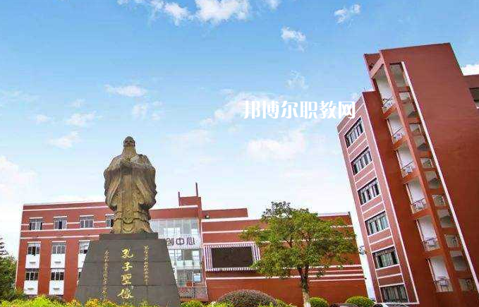貴州輕工職業(yè)技術(shù)學(xué)院中專部2022年報(bào)名條件、招生要求、招生對象