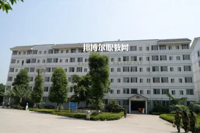 樂山旅游學校2022年報名條件、招生要求、招生對象