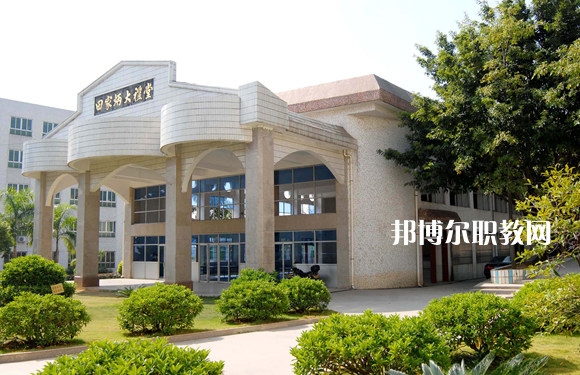 梅州城西職業(yè)技術(shù)學(xué)校2022年報名條件、招生要求、招生對象