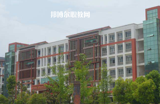 黔西南民族職業(yè)技術(shù)學(xué)院(中職部)2022年報(bào)名條件、招生要求、招生對(duì)象