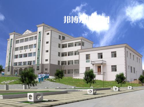 嵩明縣職業(yè)高級(jí)中學(xué)2022年報(bào)名條件、招生要求、招生對(duì)象