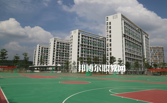 南寧衛(wèi)生學(xué)校2022年報(bào)名條件、招生要求、招生對象