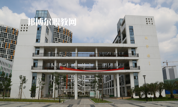 南寧衛(wèi)生學(xué)校怎么樣、好不好