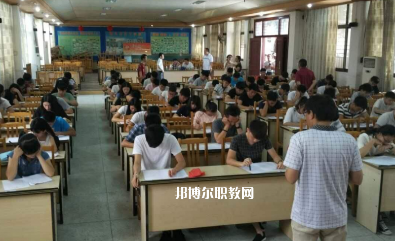 陸豐技工學(xué)校2022年報名條件、招生要求、招生對象