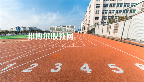 安徽機電技師學(xué)院2022年招生辦聯(lián)系電話