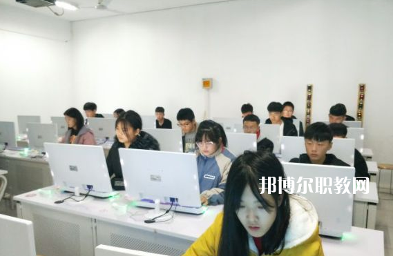 石家莊工業(yè)中等專(zhuān)業(yè)學(xué)校2022年報(bào)名條件、招生要求、招生對(duì)象