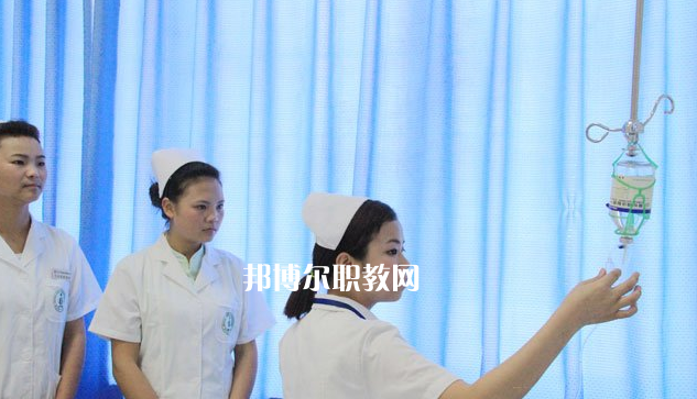 眉山衛(wèi)生職業(yè)學(xué)校2022年報名條件、招生要求、招生對象