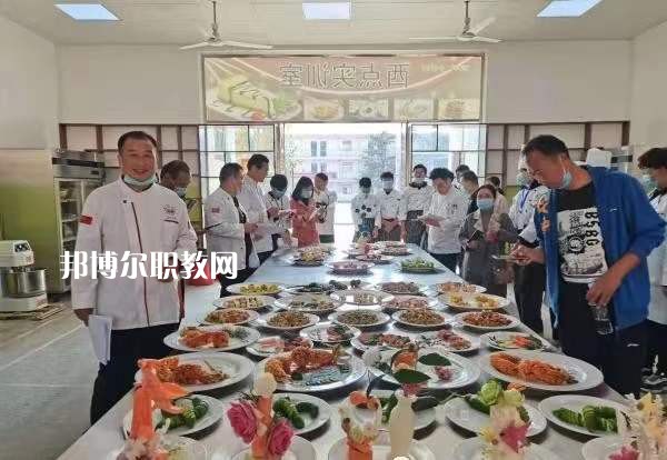 淮北市烈山區(qū)中等專業(yè)學(xué)校2022年報(bào)名條件、招生要求、招生對(duì)象