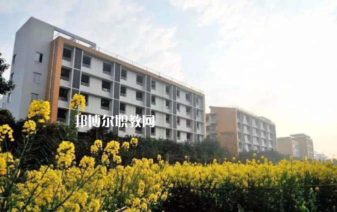 蒙自職業(yè)高級中學(xué)2022年學(xué)費、收費多少