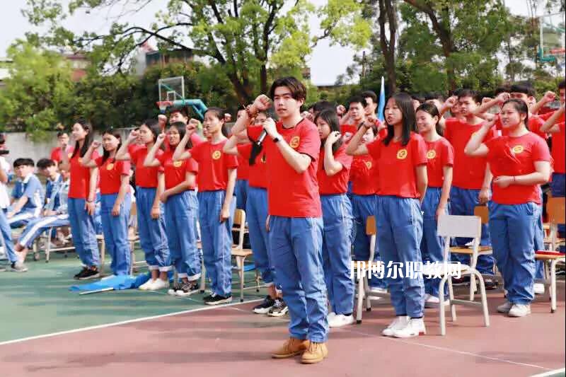 惠州華科職業(yè)高級中學2022年報名條件、招生要求、招生對象
